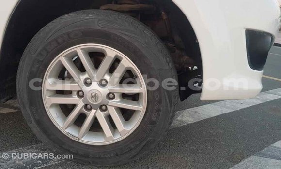 Acheter Import Voiture Toyota Fortuner Blanc à Import - Dubai, Togo Acheter Import Voiture Toyota Fortuner Blanc à Import - Dubai, Togo