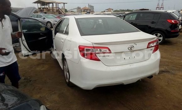 Buy Used Toyota Camry White Car in Lome in Togo Buy Used Toyota Camry White Car in Lome in Togo