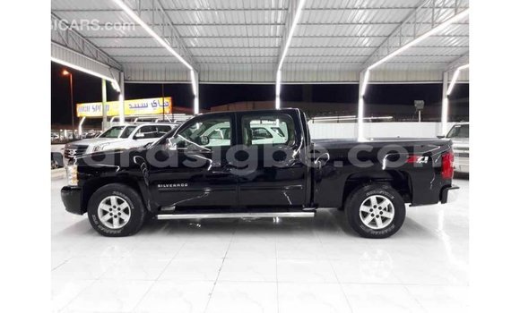 Acheter Import Voiture Chevrolet Silverado Noir à Import - Dubai, Togo Acheter Import Voiture Chevrolet Silverado Noir à Import - Dubai, Togo