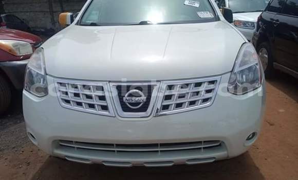 Buy Import Nissan Rogue White Car in Lome in Togo
