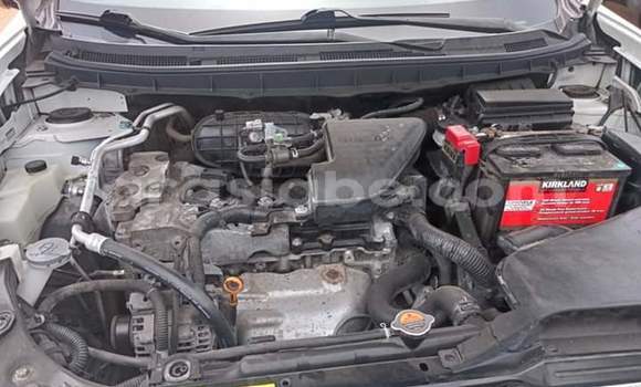 Acheter Import Voiture Nissan Rogue Blanc à Lomé, Togo Acheter Import Voiture Nissan Rogue Blanc à Lomé, Togo