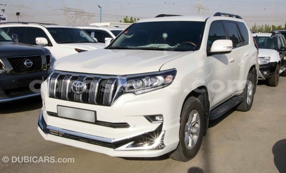 Acheter Import Voiture Toyota Prado Blanc à Import - Dubai, Togo Acheter Import Voiture Toyota Prado Blanc à Import - Dubai, Togo