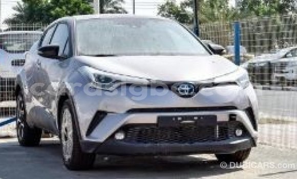 Acheter Import Voiture Toyota C-HR Autre à Import - Dubai, Togo Acheter Import Voiture Toyota C-HR Autre à Import - Dubai, Togo
