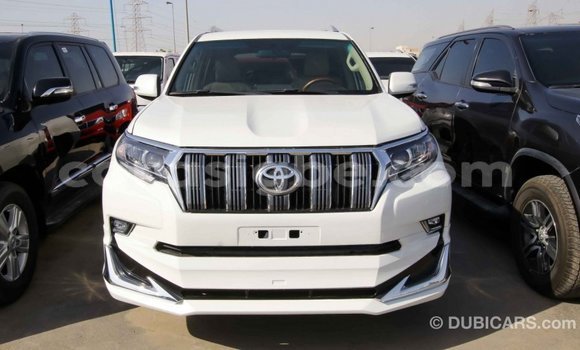 Acheter Import Voiture Toyota Prado Blanc à Import - Dubai, Togo Acheter Import Voiture Toyota Prado Blanc à Import - Dubai, Togo