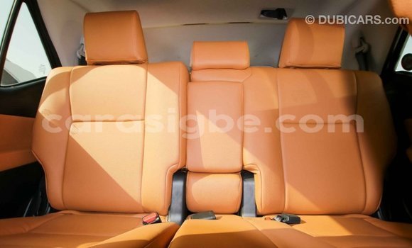 Acheter Import Voiture Toyota Fortuner Autre à Import - Dubai, Togo Acheter Import Voiture Toyota Fortuner Autre à Import - Dubai, Togo