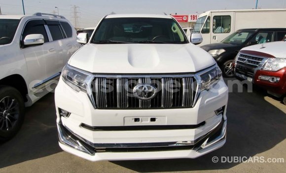 Acheter Import Voiture Toyota Prado Blanc à Import - Dubai, Togo Acheter Import Voiture Toyota Prado Blanc à Import - Dubai, Togo