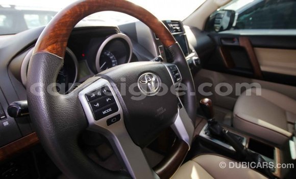 Acheter Import Voiture Toyota Prado Blanc à Import - Dubai, Togo Acheter Import Voiture Toyota Prado Blanc à Import - Dubai, Togo