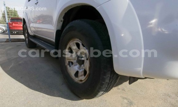 Acheter Import Voiture Toyota Fortuner Blanc à Import - Dubai, Togo Acheter Import Voiture Toyota Fortuner Blanc à Import - Dubai, Togo