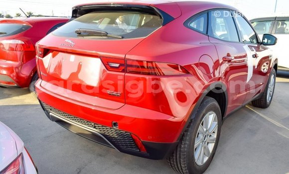 Acheter Import Voiture Jaguar E-Pace Rouge à Import - Dubai, Togo Acheter Import Voiture Jaguar E-Pace Rouge à Import - Dubai, Togo