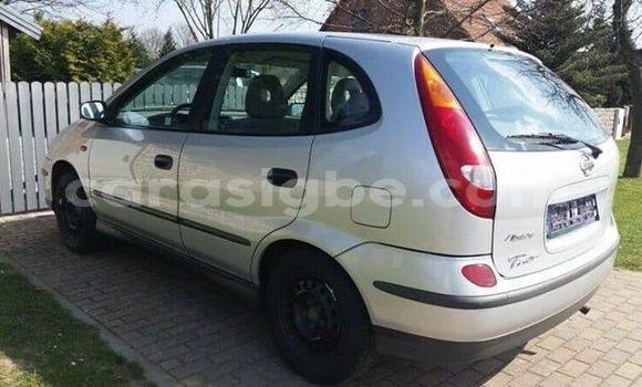 Acheter Occasion Voiture Nissan Almera Gris à Lomé, Togo Acheter Occasion Voiture Nissan Almera Gris à Lomé, Togo