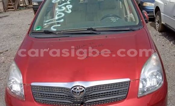 Acheter Occasion Voiture Toyota Corolla Verso Rouge à Lomé, Togo Acheter Occasion Voiture Toyota Corolla Verso Rouge à Lomé, Togo