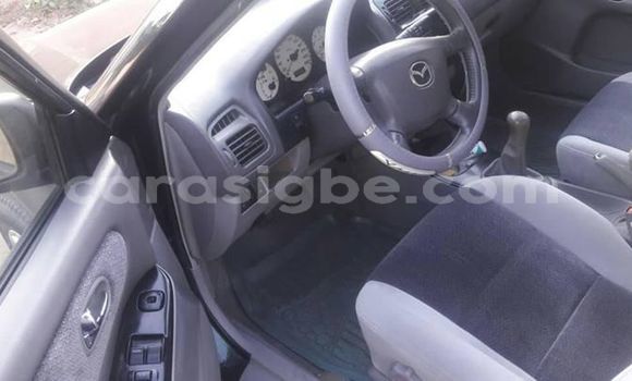 Acheter Occasion Voiture Mazda 626 Noir à Lomé, Togo Acheter Occasion Voiture Mazda 626 Noir à Lomé, Togo