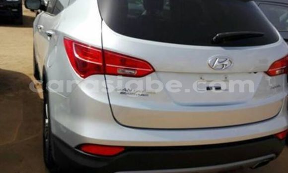 Acheter Occasion Voiture Kia Sportage Gris à Lomé, Togo Acheter Occasion Voiture Kia Sportage Gris à Lomé, Togo