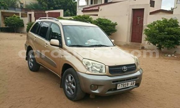 Acheter Occasion Voiture Toyota RAV4 Marron à Lomé, Togo Acheter Occasion Voiture Toyota RAV4 Marron à Lomé, Togo