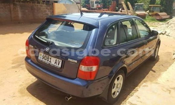 Acheter Occasion Voiture Mazda 323 Bleu à Lomé, Togo Acheter Occasion Voiture Mazda 323 Bleu à Lomé, Togo