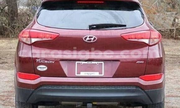 Acheter Occasion Voiture Hyundai Tucson Rouge à Lomé, Togo Acheter Occasion Voiture Hyundai Tucson Rouge à Lomé, Togo