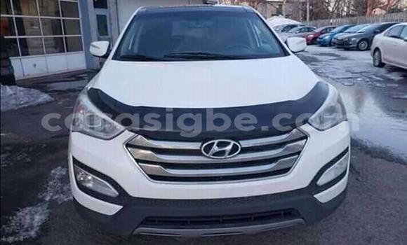 Acheter Occasion Voiture Hyundai Santa Fe Blanc à Lomé, Togo Acheter Occasion Voiture Hyundai Santa Fe Blanc à Lomé, Togo