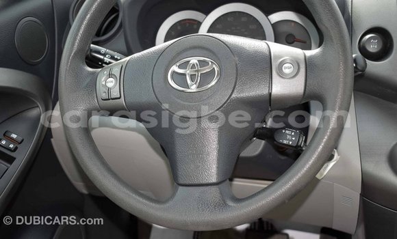 Acheter Import Voiture Toyota 4Runner Blanc à Import - Dubai, Togo Acheter Import Voiture Toyota 4Runner Blanc à Import - Dubai, Togo