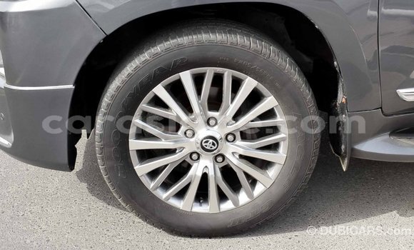 Acheter Import Voiture Toyota Land Cruiser Autre à Import - Dubai, Togo Acheter Import Voiture Toyota Land Cruiser Autre à Import - Dubai, Togo