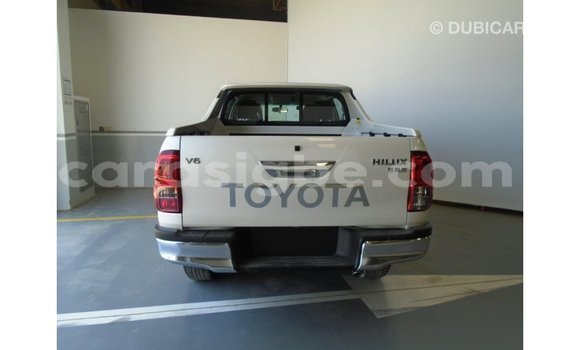 Acheter Import Voiture Toyota Hilux Autre à Import - Dubai, Togo Acheter Import Voiture Toyota Hilux Autre à Import - Dubai, Togo