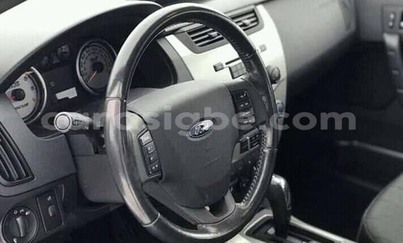 Acheter Occasion Voiture Ford Focus Gris à Lomé, Togo Acheter Occasion Voiture Ford Focus Gris à Lomé, Togo