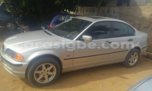 Buy Used BMW 3–Series Silver Car in Lome in Togo Buy Used BMW 3–Series Silver Car in Lome in Togo