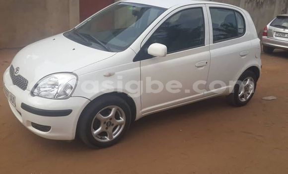 Buy Used Toyota Yaris White Car in Lome in Togo Buy Used Toyota Yaris White Car in Lome in Togo