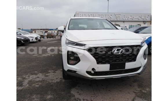 Acheter Import Voiture Hyundai Santa Fe Blanc à Import - Dubai, Togo Acheter Import Voiture Hyundai Santa Fe Blanc à Import - Dubai, Togo