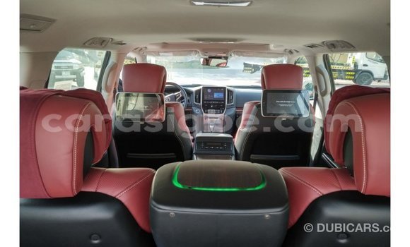 Buy Import Toyota Land Cruiser Black Car in Import - Dubai in Togo Buy Import Toyota Land Cruiser Black Car in Import - Dubai in Togo
