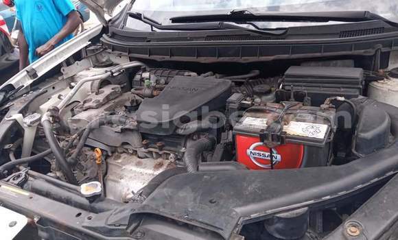 Acheter Occasion Voiture Nissan Rogue Blanc à Lomé, Togo Acheter Occasion Voiture Nissan Rogue Blanc à Lomé, Togo