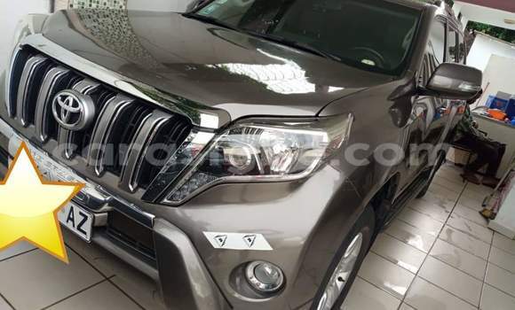 Acheter Occasion Voiture Toyota Prado Gris à Lomé, Togo Acheter Occasion Voiture Toyota Prado Gris à Lomé, Togo