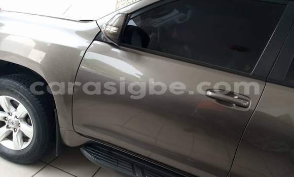 Acheter Occasion Voiture Toyota Prado Gris à Lomé, Togo Acheter Occasion Voiture Toyota Prado Gris à Lomé, Togo