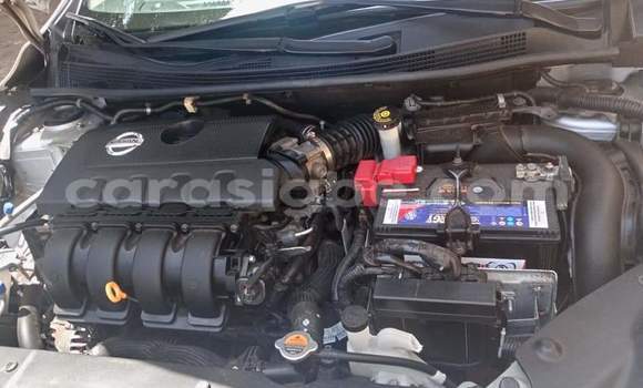 Acheter Occasion Voiture Nissan Sentra Gris à Lomé, Togo Acheter Occasion Voiture Nissan Sentra Gris à Lomé, Togo