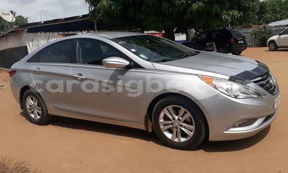 Acheter Occasion Voiture Hyundai Sonata Gris à Lomé, Maritime Acheter Occasion Voiture Hyundai Sonata Gris à Lomé, Maritime