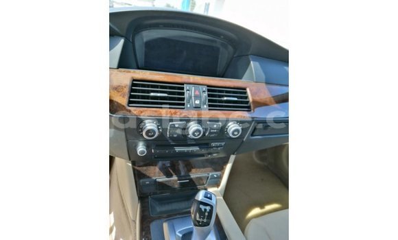 Acheter Import Voiture BMW X1 Blanc à Import - Dubai, Togo Acheter Import Voiture BMW X1 Blanc à Import - Dubai, Togo