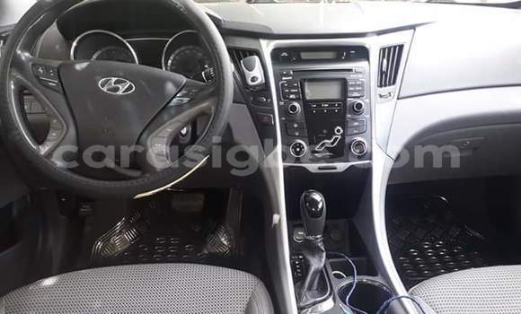 Buy Used Hyundai Sonata Silver Car in Lome in Togo Buy Used Hyundai Sonata Silver Car in Lome in Togo