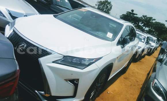 Acheter Occasion Voiture Lexus RX 350 Blanc à Lomé, Togo Acheter Occasion Voiture Lexus RX 350 Blanc à Lomé, Togo