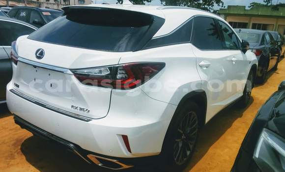 Acheter Occasion Voiture Lexus RX 350 Blanc à Lomé, Togo Acheter Occasion Voiture Lexus RX 350 Blanc à Lomé, Togo