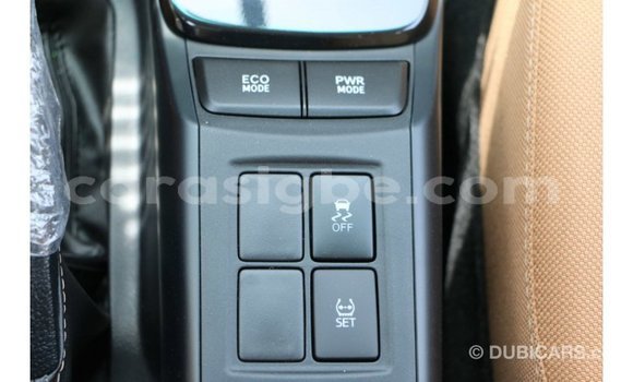 Acheter Import Voiture Toyota Fortuner Noir à Import - Dubai, Togo Acheter Import Voiture Toyota Fortuner Noir à Import - Dubai, Togo