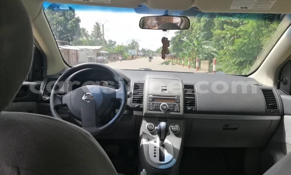 Acheter Occasion Voiture Nissan Sentra Gris à Lomé, Togo Acheter Occasion Voiture Nissan Sentra Gris à Lomé, Togo