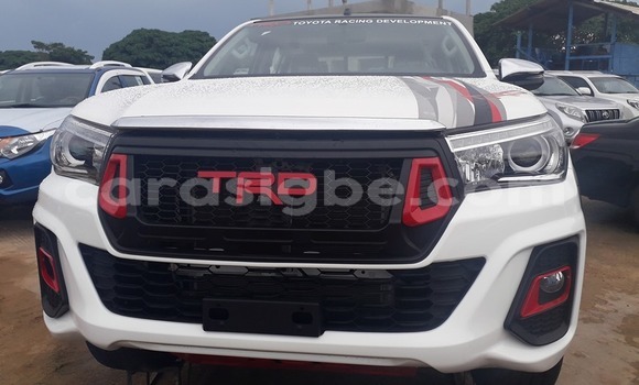 Acheter Occasion Voiture Toyota Hilux Blanc à Lomé, Togo Acheter Occasion Voiture Toyota Hilux Blanc à Lomé, Togo