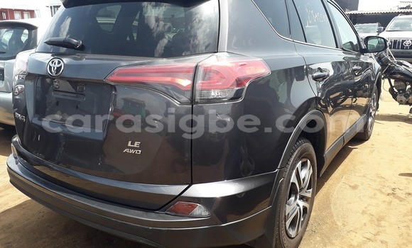 Acheter Occasion Voiture Toyota RAV4 Autre à Lomé, Togo Acheter Occasion Voiture Toyota RAV4 Autre à Lomé, Togo