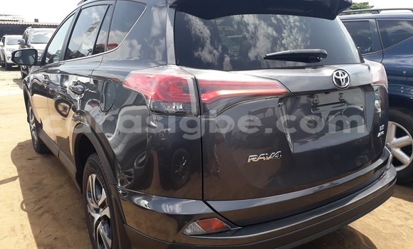 Acheter Occasion Voiture Toyota RAV4 Autre à Lomé, Togo Acheter Occasion Voiture Toyota RAV4 Autre à Lomé, Togo