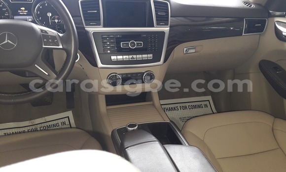 Acheter Occasion Voiture Mercedes‒Benz ML–Class Autre à Lomé, Togo Acheter Occasion Voiture Mercedes‒Benz ML–Class Autre à Lomé, Togo