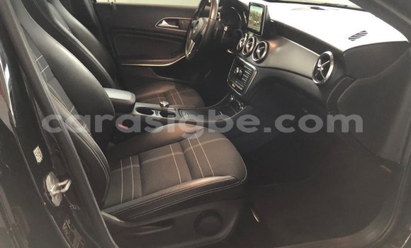 Acheter Occasion Voiture Mercedes‒Benz GLA-klasse Noir à Lomé, Togo Acheter Occasion Voiture Mercedes‒Benz GLA-klasse Noir à Lomé, Togo