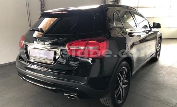 Acheter Occasion Voiture Mercedes‒Benz GLA-klasse Noir à Lomé, Togo Acheter Occasion Voiture Mercedes‒Benz GLA-klasse Noir à Lomé, Togo