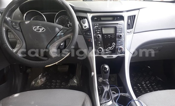 Buy Used Hyundai Sonata Silver Car in Lome in Maritime Buy Used Hyundai Sonata Silver Car in Lome in Maritime