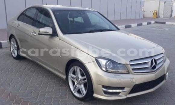 Buy Used Mercedes‒Benz C–Class Beige Car in Lome in Togo Buy Used Mercedes‒Benz C–Class Beige Car in Lome in Togo