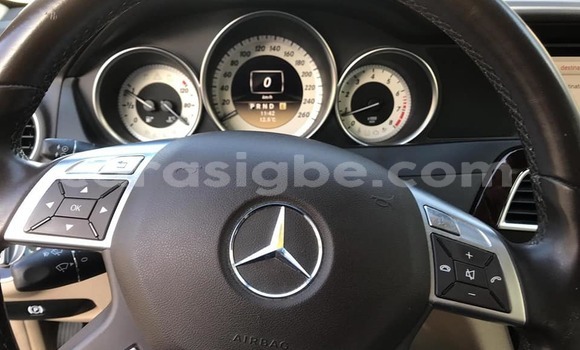 Acheter Occasion Voiture Mercedes‒Benz C–Class Noir à Lomé, Togo Acheter Occasion Voiture Mercedes‒Benz C–Class Noir à Lomé, Togo