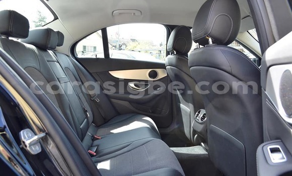 Buy Used Mercedes‒Benz C–Class Black Car in Lome in Togo Buy Used Mercedes‒Benz C–Class Black Car in Lome in Togo